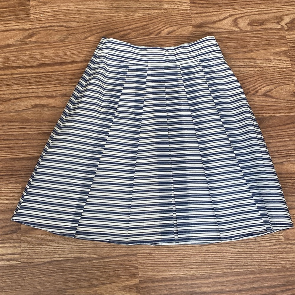 J. Crew pleasant striped navy/cream knee length Sz. 6